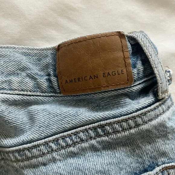 American Eagle Outfitters Light Blue Distressed Jean Shorts - Picture 4 of 6